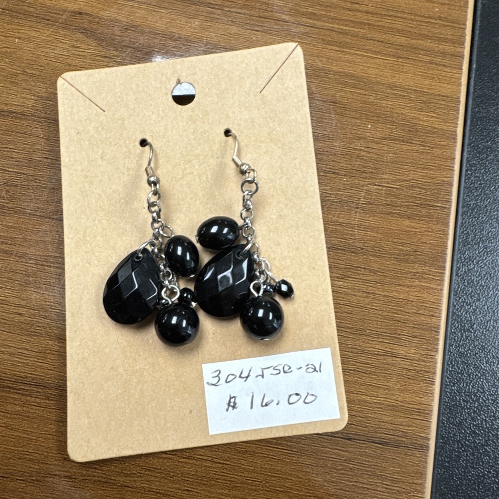 Black‎ Beaded Dangle Earrings